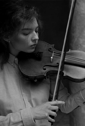 Дарина Орлова - скрипка на похоронах